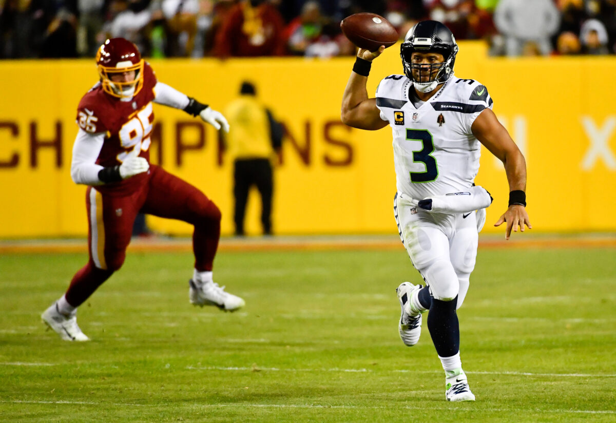 Russell Wilson shares another workout video showing off his grip strength
