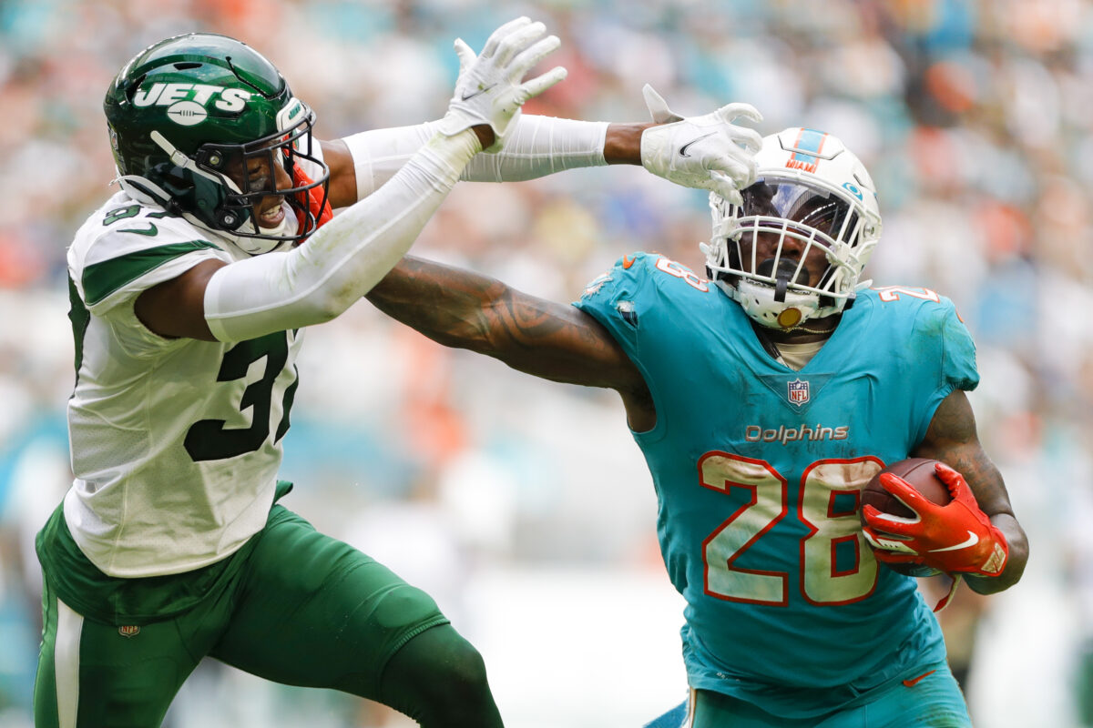 Dolphins free agent profile: Bringing back Duke Johnson may be a smart move