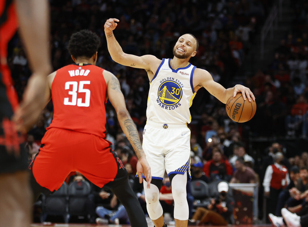 NBA Twitter reacts to Steph Curry’s 40 point performance in Warriors’ win vs. Rockets on Monday