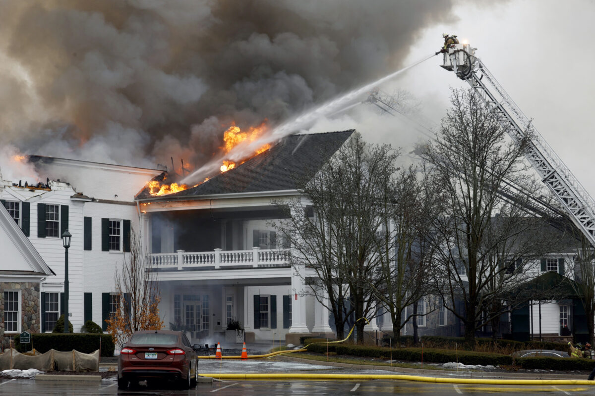 Does Oakland Hills Country Club fire help or hurt course’s chances for another U.S. Open?