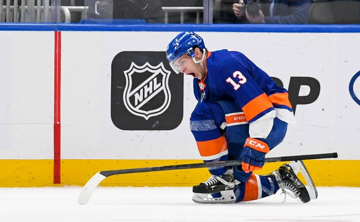 Montreal Canadiens at New York Islanders odds, picks and prediction