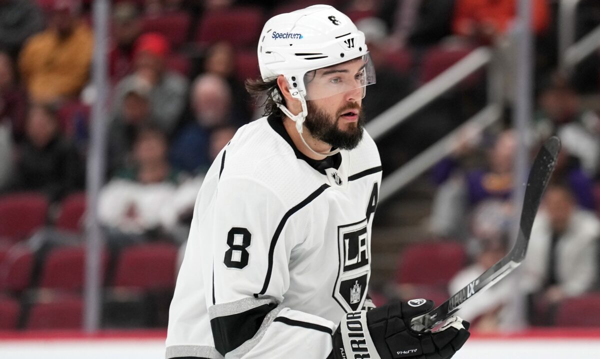 A mic’d up Drew Doughty delightfully talks golf handicaps with Clayton Keller before a faceoff