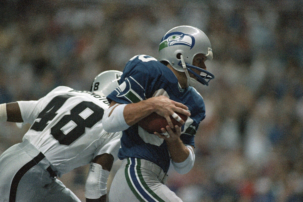 Seahawks ‘getting closer’ to wearing throwback uniforms, but it won’t happen in 2022