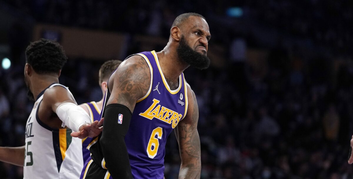 NBA Twitter reacts to LeBron James taking over in Lakers’ win vs. Jazz