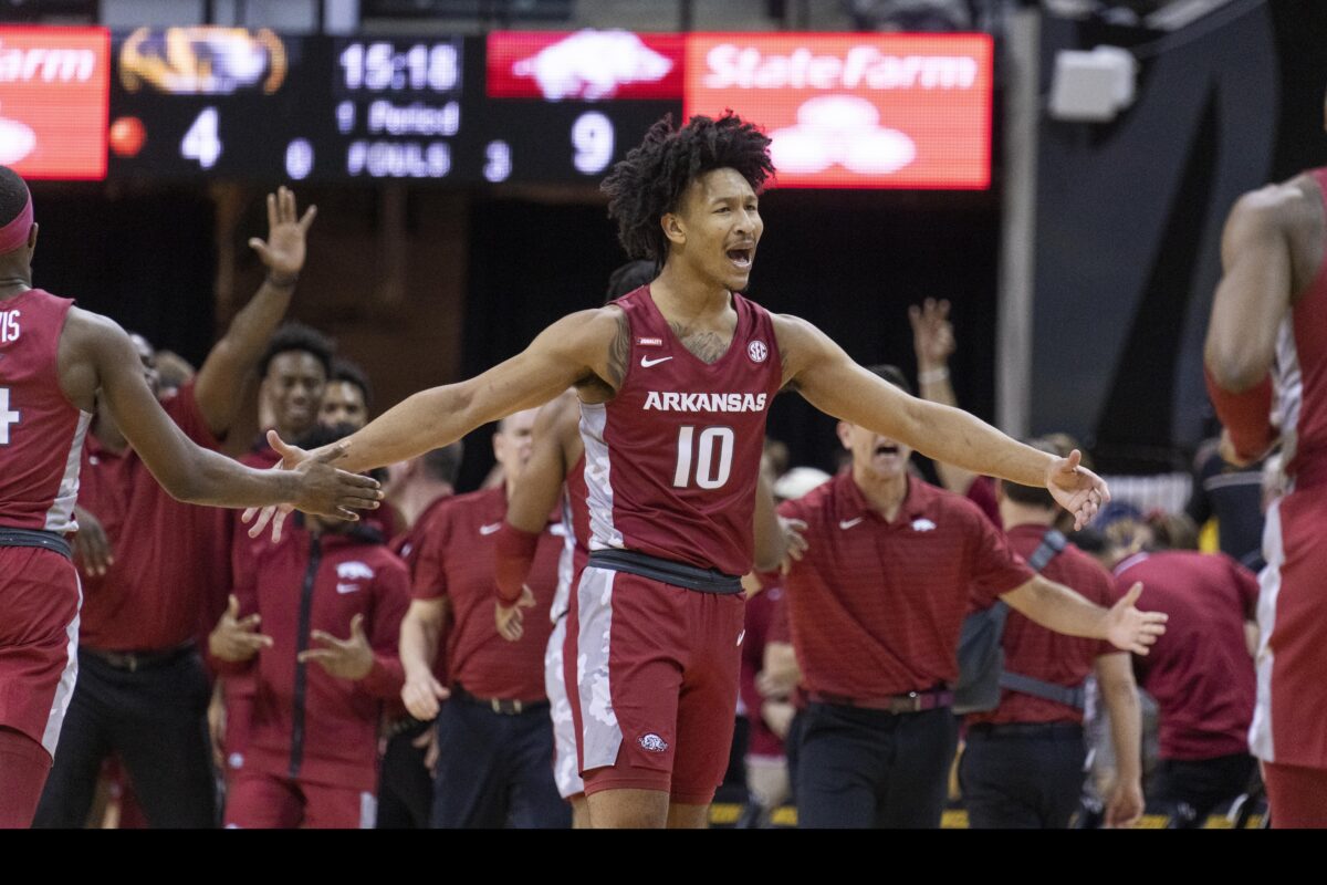 Arkansas tames Tigers, preps for massive game Saturday against Tennessee