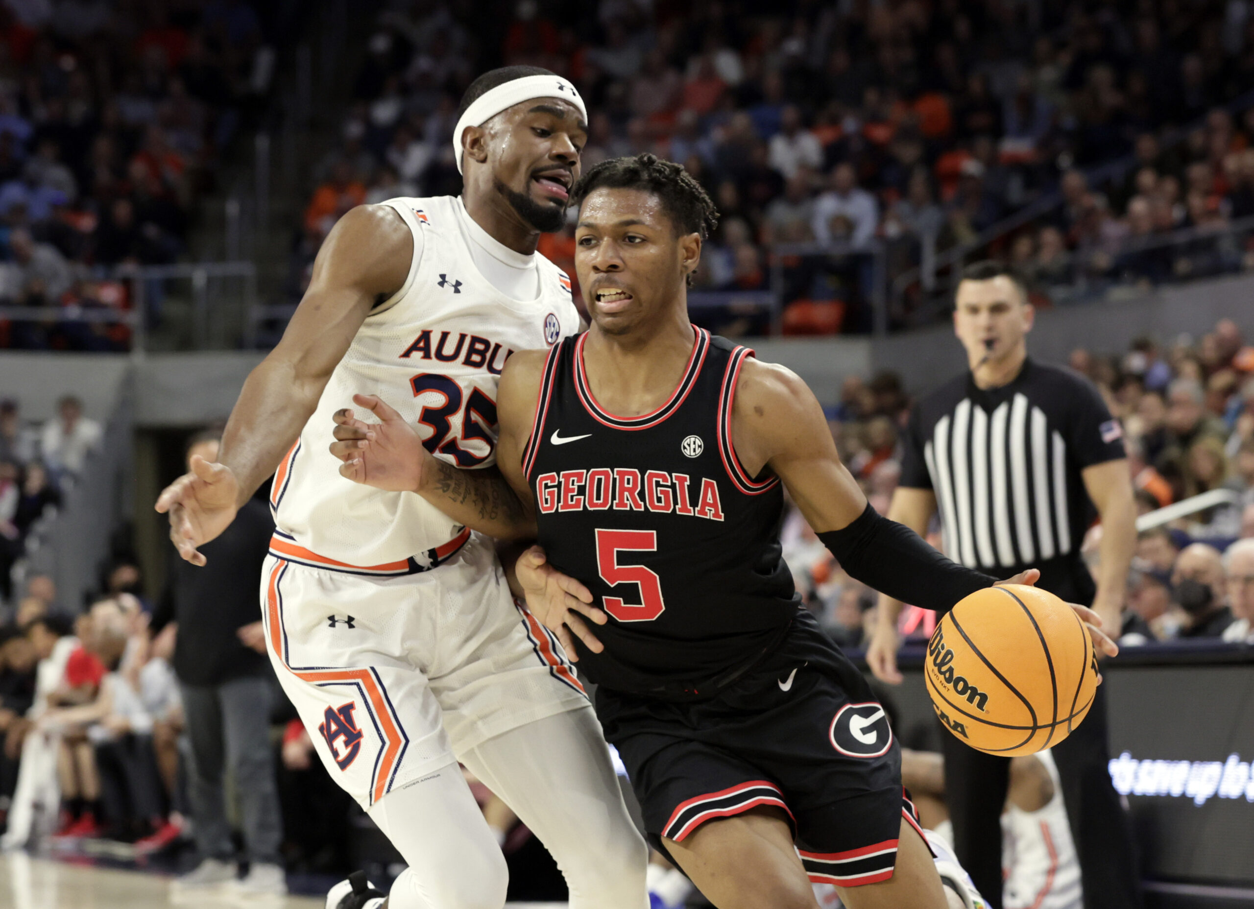 No. 1 Auburn survived against Georgia, and preserved men’s college basketball history