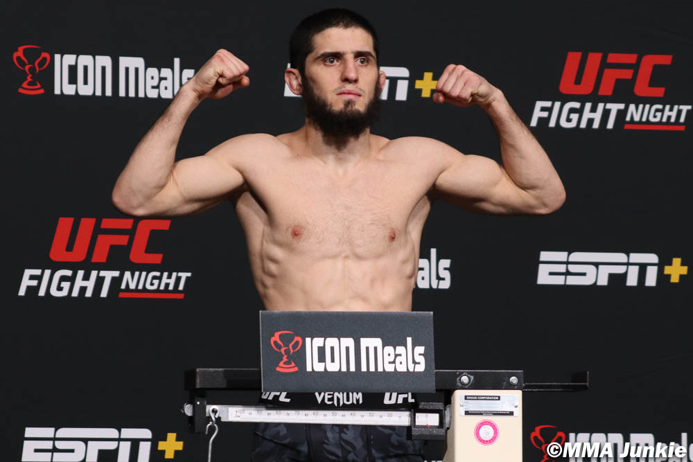 UFC Fight Night 202 results: Islam Makhachev picks up quick TKO finish of Bobby Green