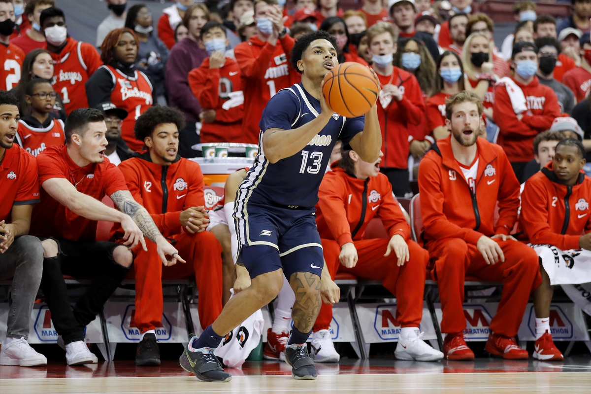 Akron vs UCLA NCAA Tournament First Round odds, tips and betting trends