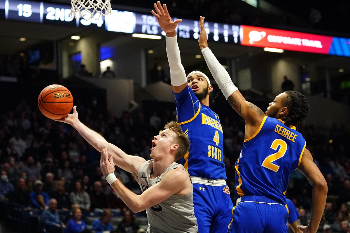 Morehead State vs Murray State OVC Championship odds, tips and betting trends