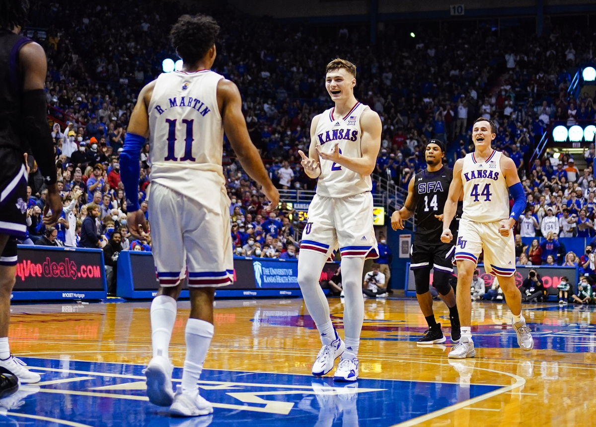 Texas at Kansas odds, tips and betting trends