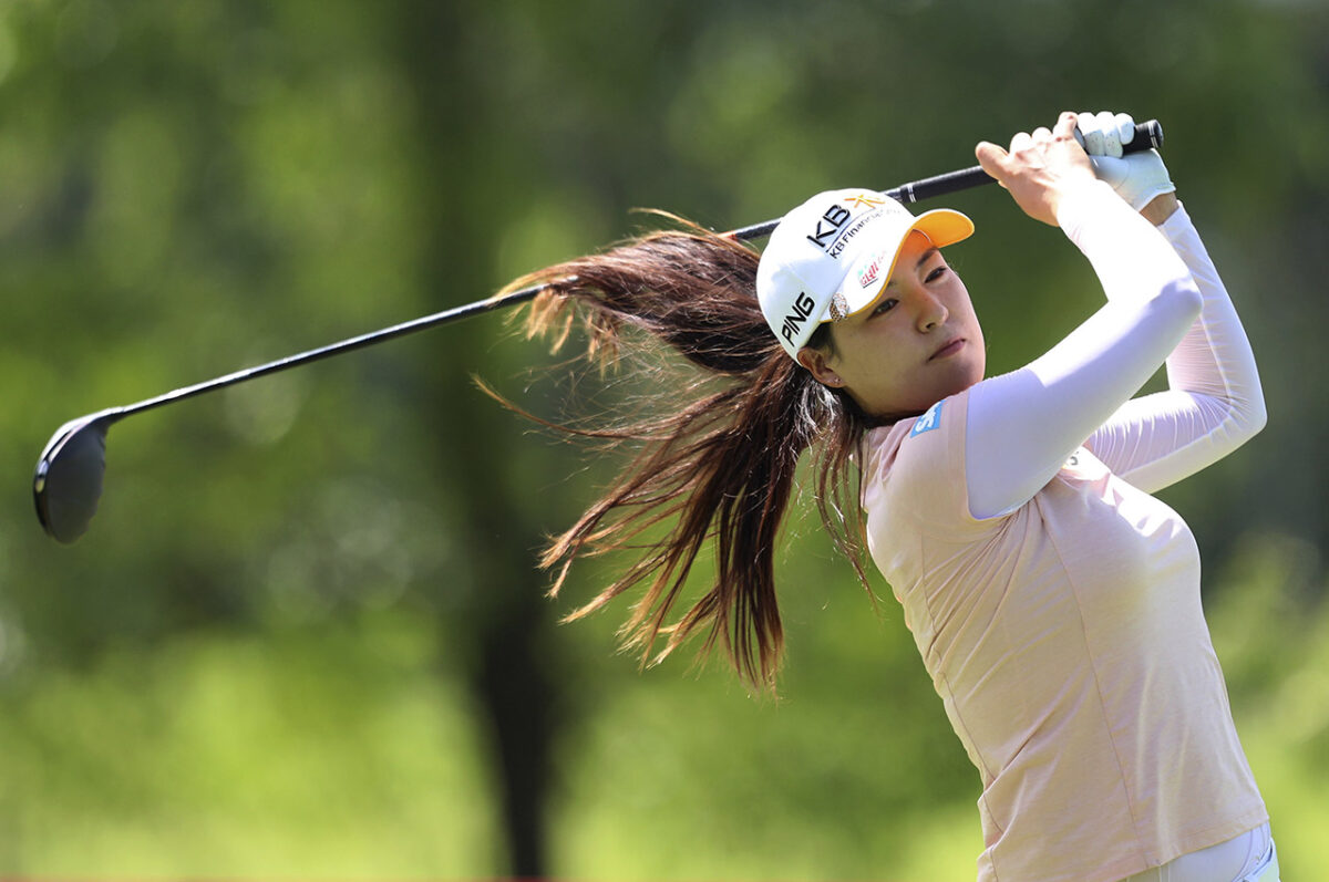In Gee Chun battles through neck injury for one-shot lead at LPGA’s HSBC in Singapore