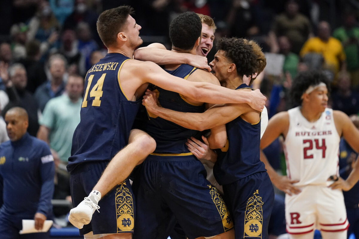 Watch: Notre Dame celebrates in locker room after NCAA Tournament win