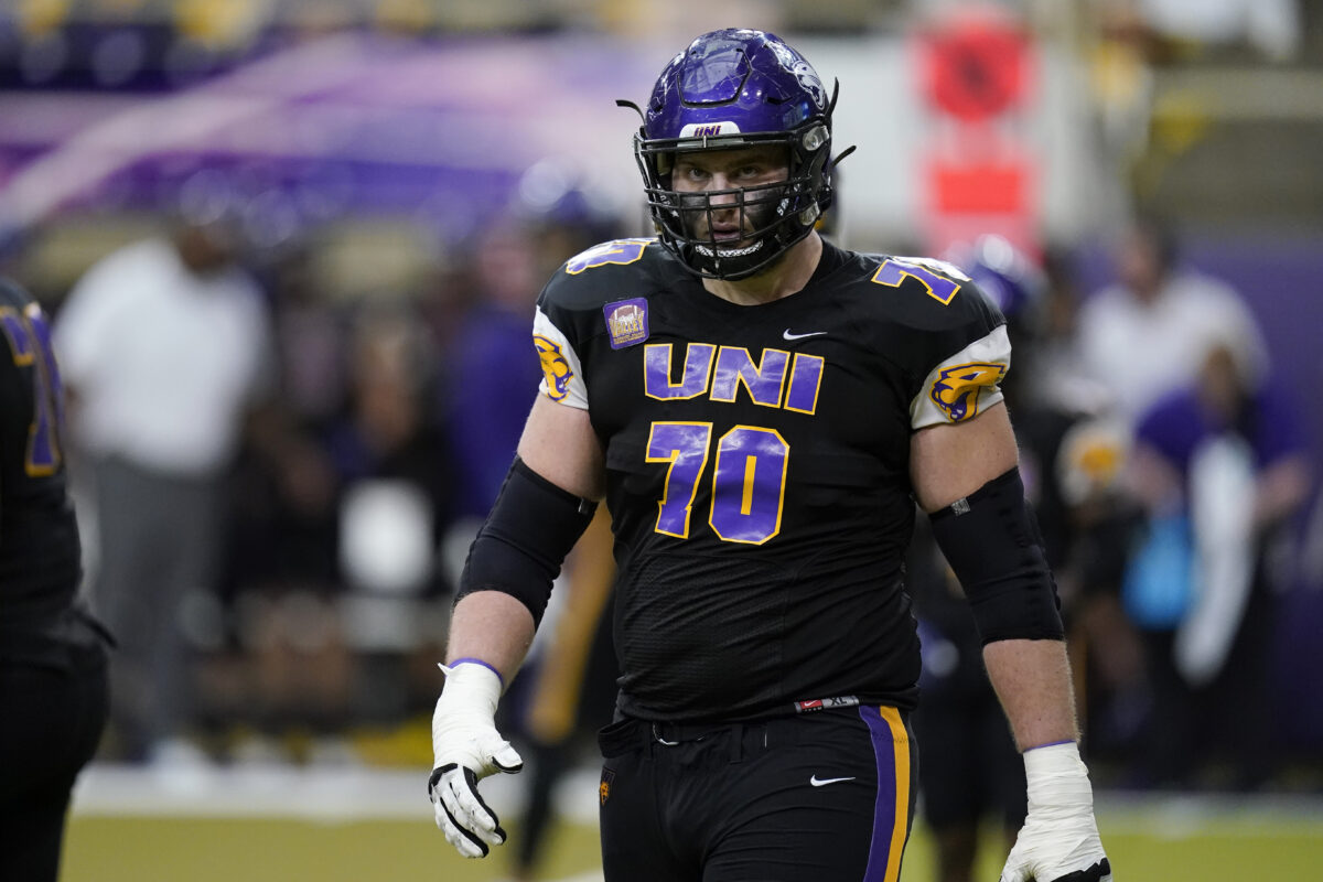 Titans select Trevor Penning in Touchdown Wire mock draft