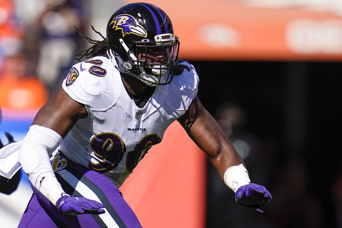 Should the Ravens re-sign OLB Pernell McPhee?