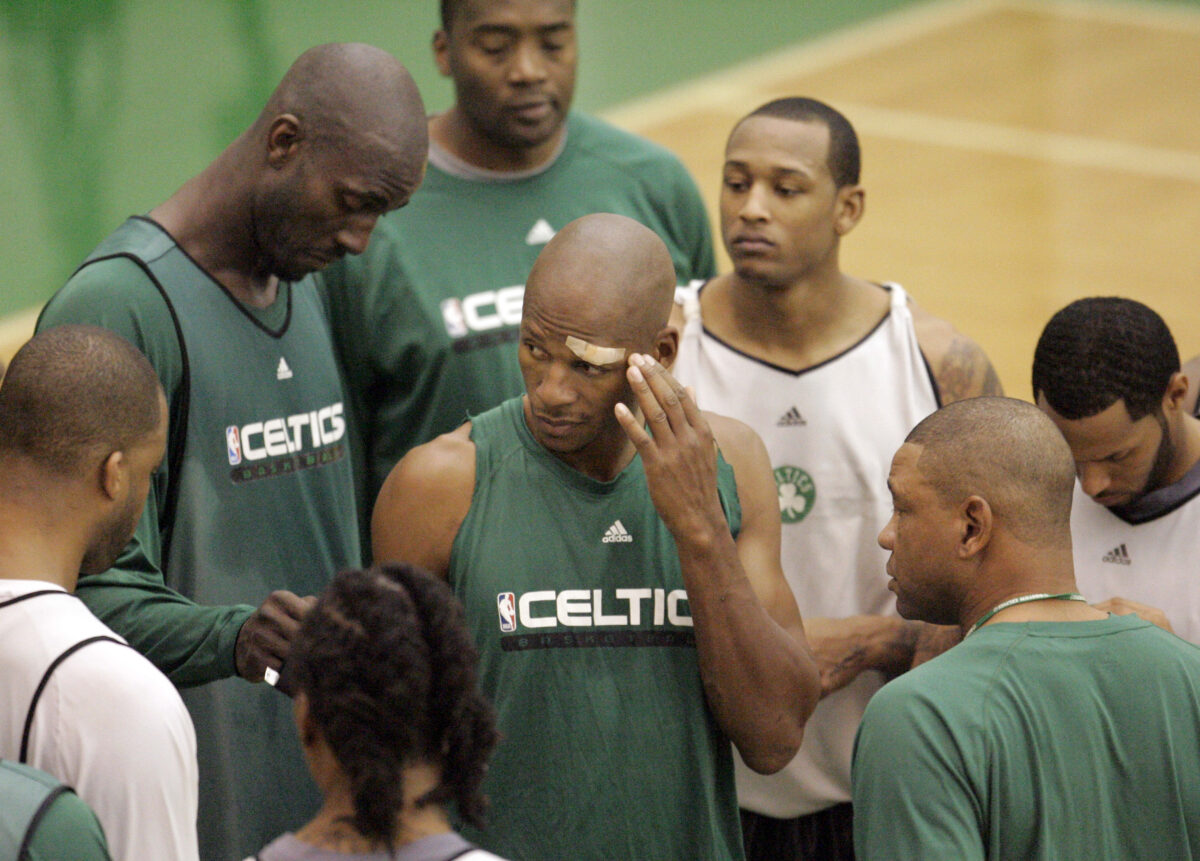 Celtics Lab 95: On playing with Kevin Garnett, Celtics in the post-Banner 17 era with JR Giddens