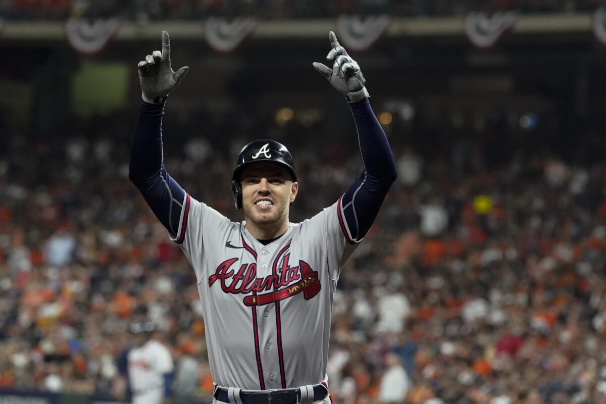 Braves gave up on re-signing Freddie Freeman with trade for Matt Olson and MLB fans were shocked