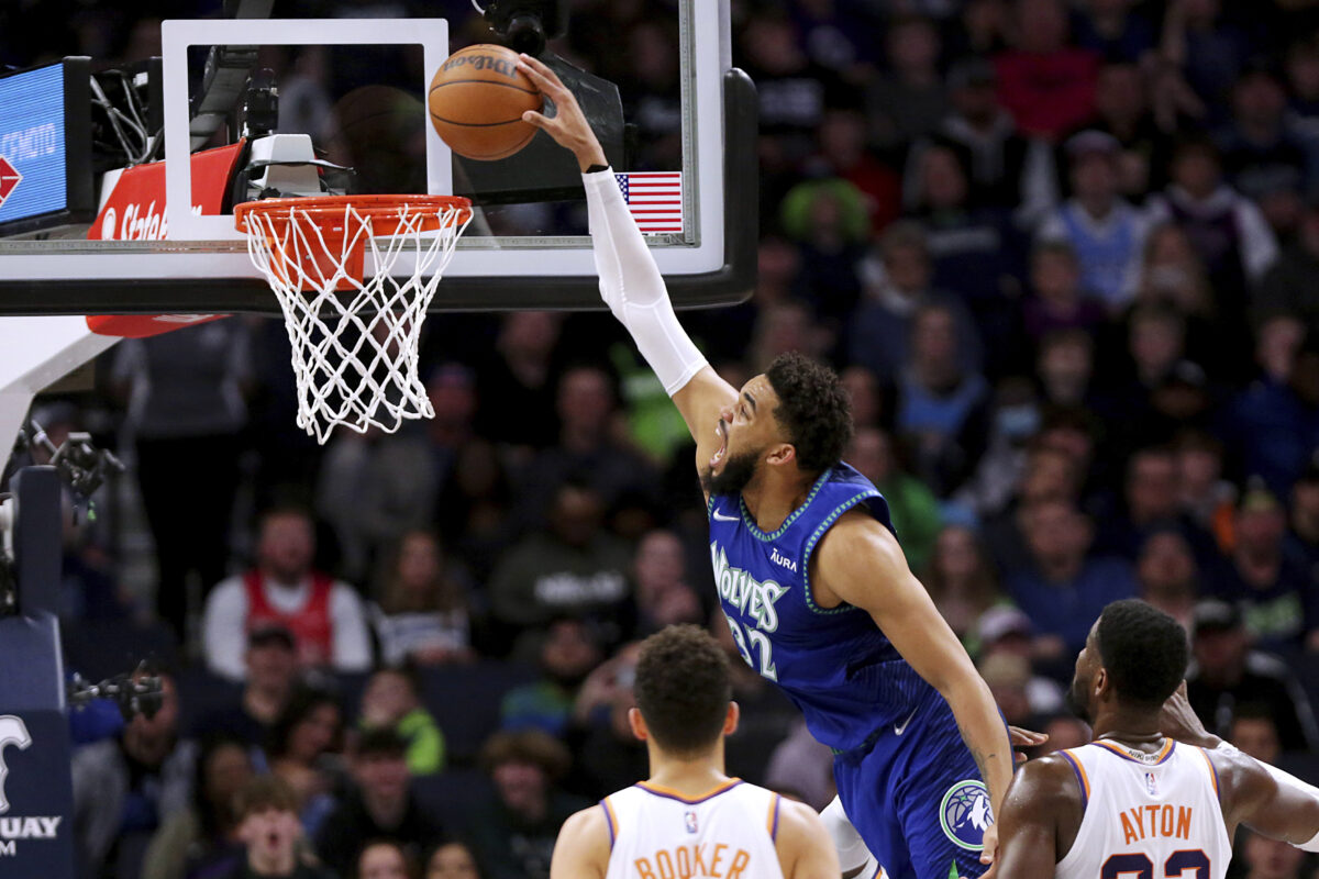 Karl-Anthony Towns absolutely embarrassed Jae Crowder with a savage dunk against the Suns