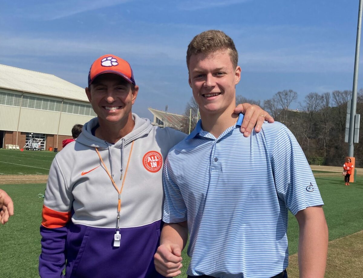 Carolinas TE admires Swinney, says chance to play for Clemson would be ‘dream come true’