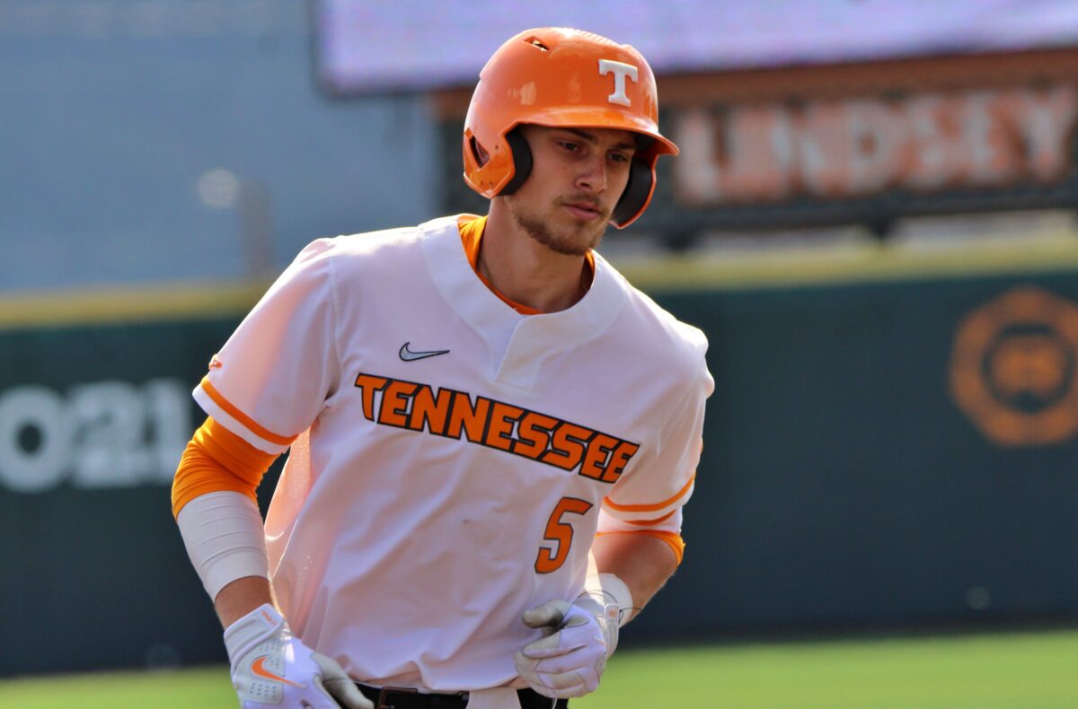 Latest Vols’ ranking in USA TODAY Sports baseball coaches poll