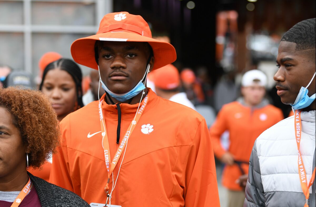 5-star, Nation’s No. 1 athlete will be at Clemson this weekend