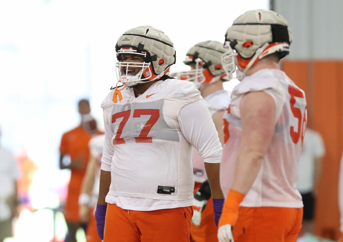 Clemson’s offensive line starts spring still in need of solidifying