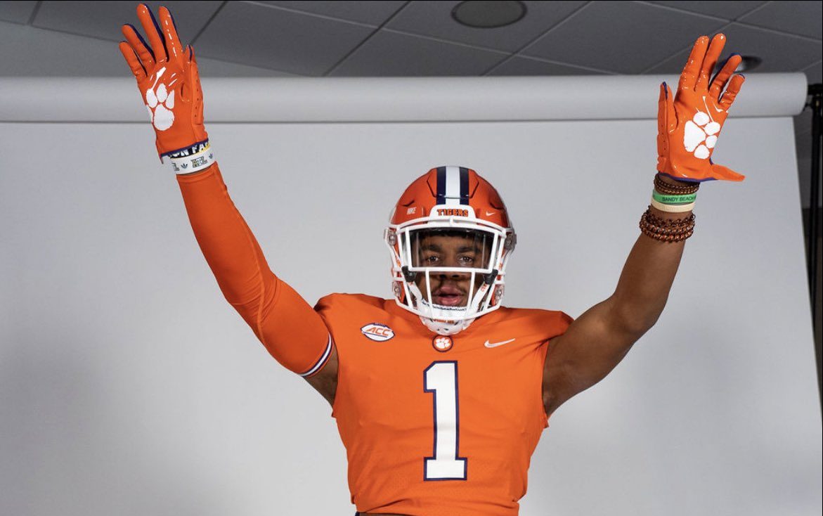 Fast-rising Georgia DB says Clemson is ‘the place to be’
