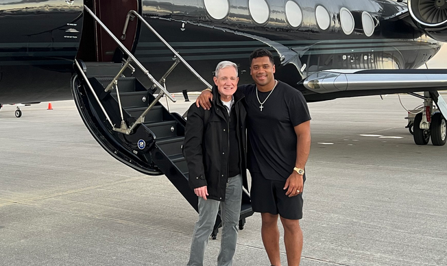 Russell Wilson arrives in Denver, passes physical