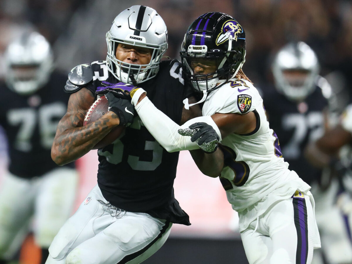 Raiders continue stocking up at cornerback with addition of Anthony Averett