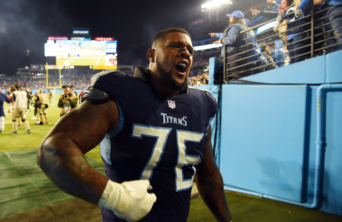 Rodger Saffold says goodbye to the Titans