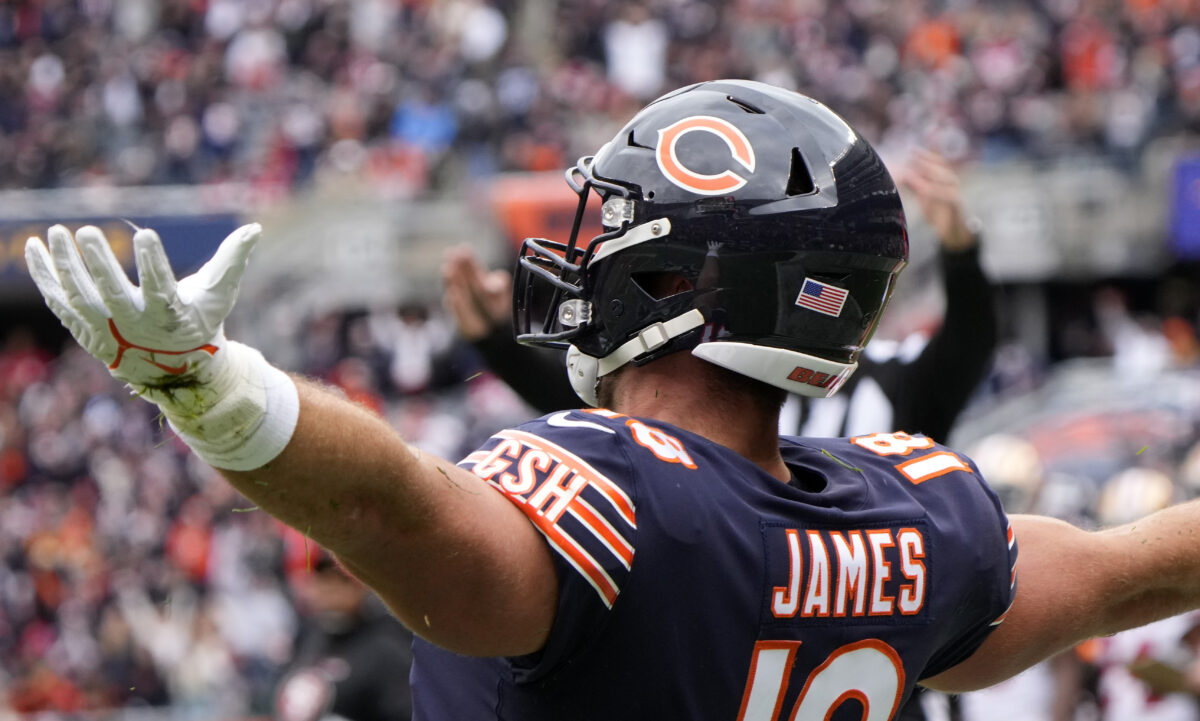 Bears 2022 free agency preview: A path for a Jesse James return is there