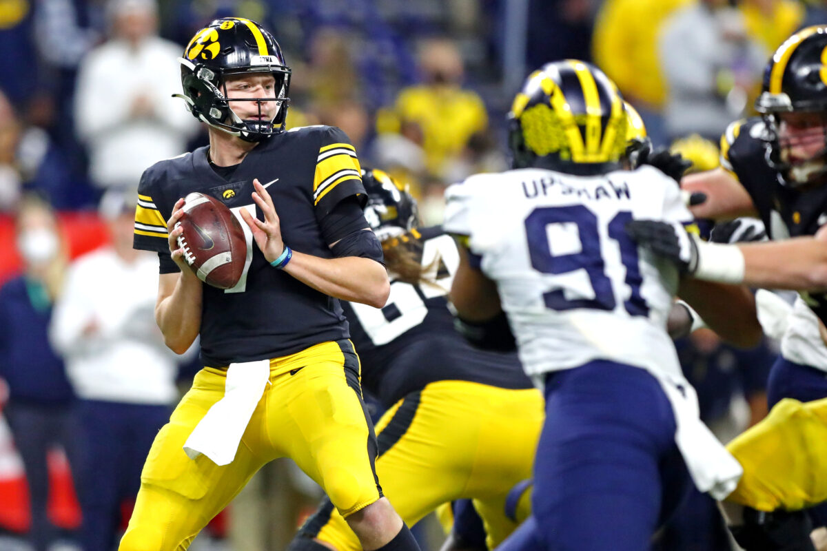 ‘It’s not a talent issue with me’: Iowa Hawkeyes quarterback Spencer Petras fixated on improvement