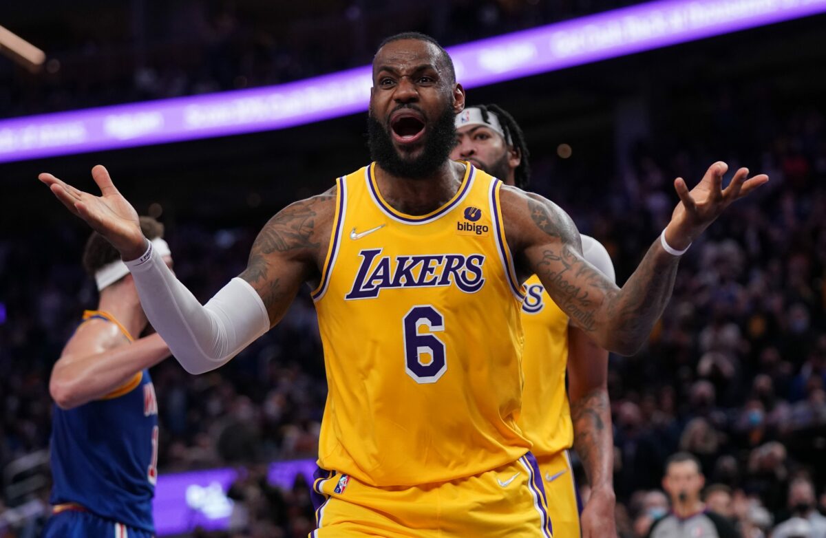 Golden State Warriors at Los Angeles Lakers odds, picks and prediction