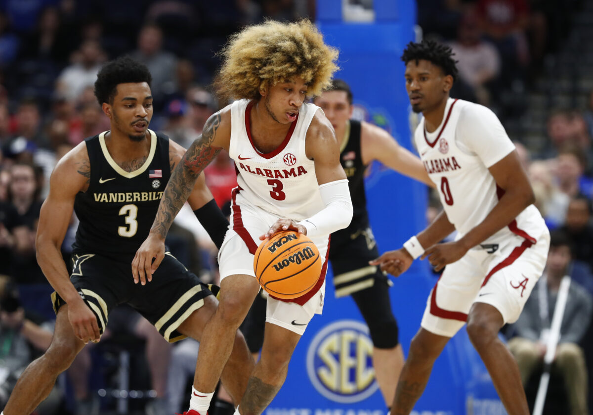 Alabama exits SEC Tournament in first game against Vanderbilt after an 82-76 loss
