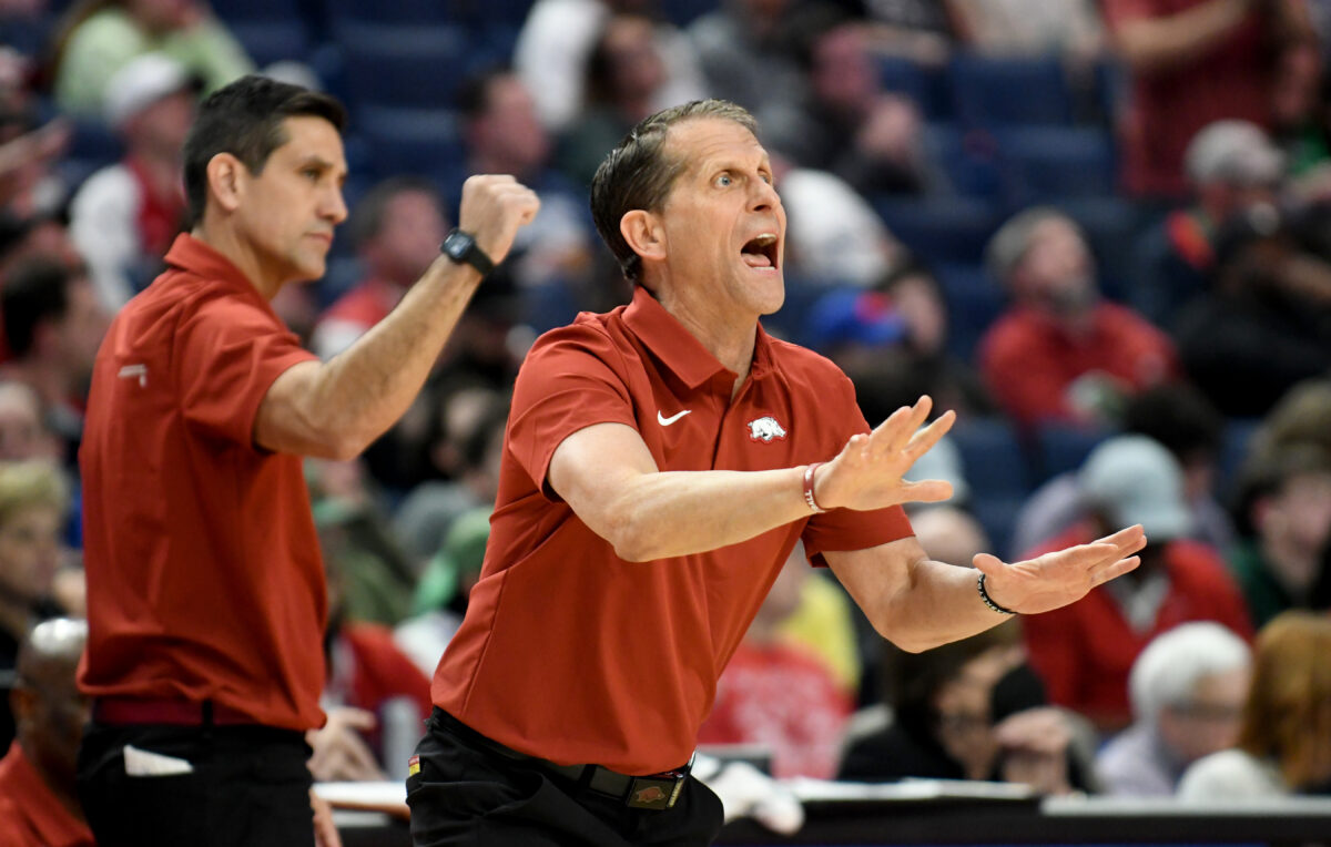 “Fear nobody. Respect everybody:” What Eric Musselman said after Arkansas beat Vermont