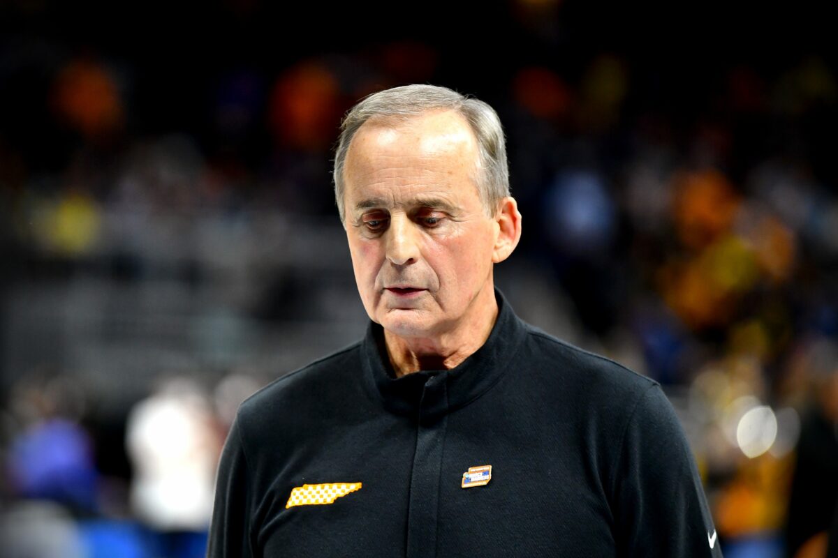 College hoops fans eviscerated Rick Barnes for lack of March success after Tennessee’s loss