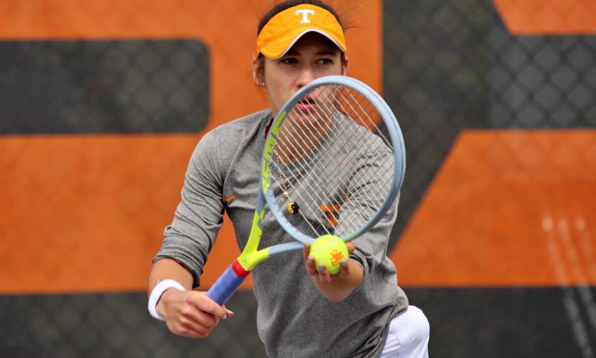 Lady Vols fall to No. 12 Texas A&M