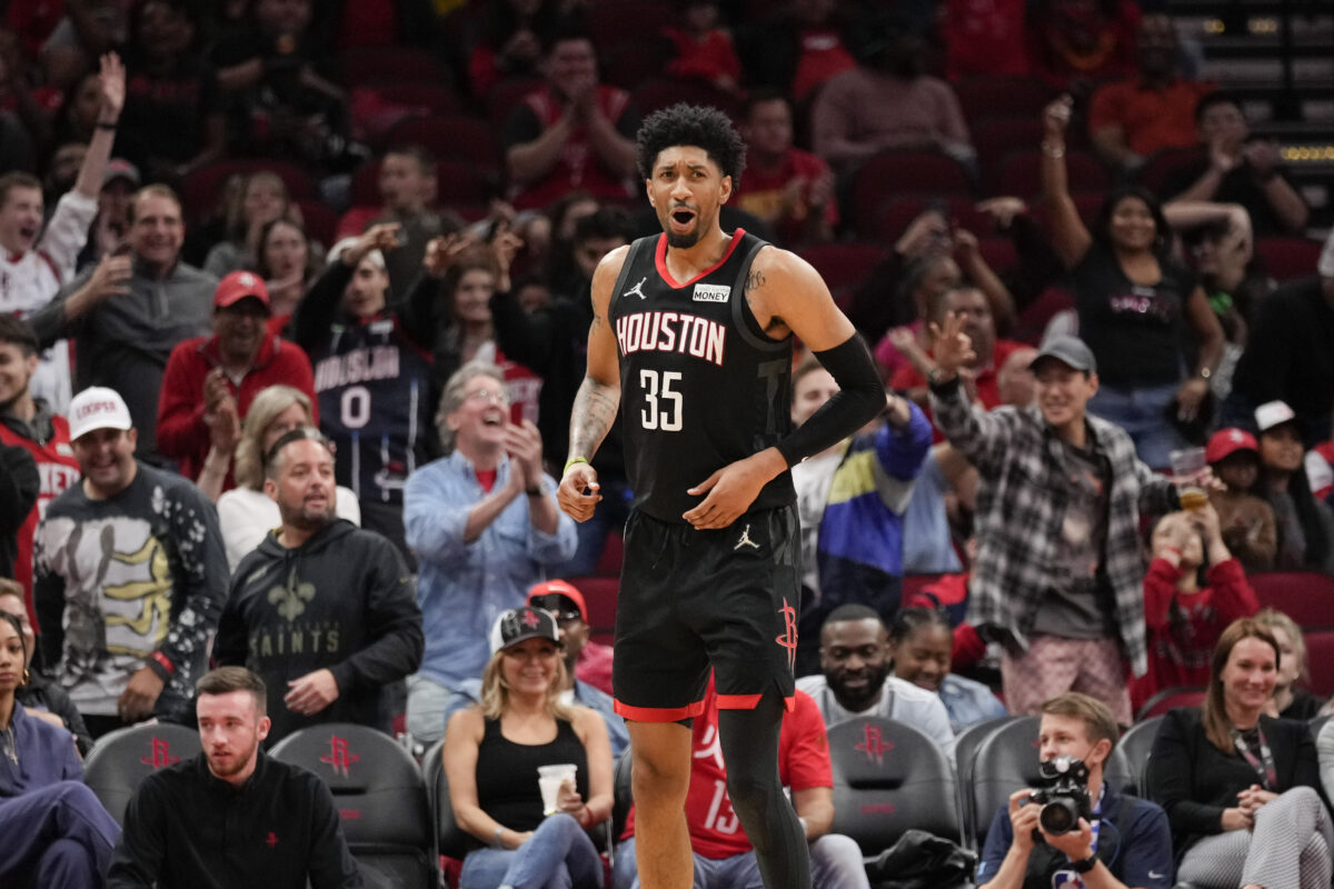 Christian Wood erupts with career-high 39 points as Rockets rout Wizards