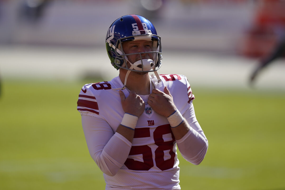 Giants are re-signing long snapper Casey Kreiter