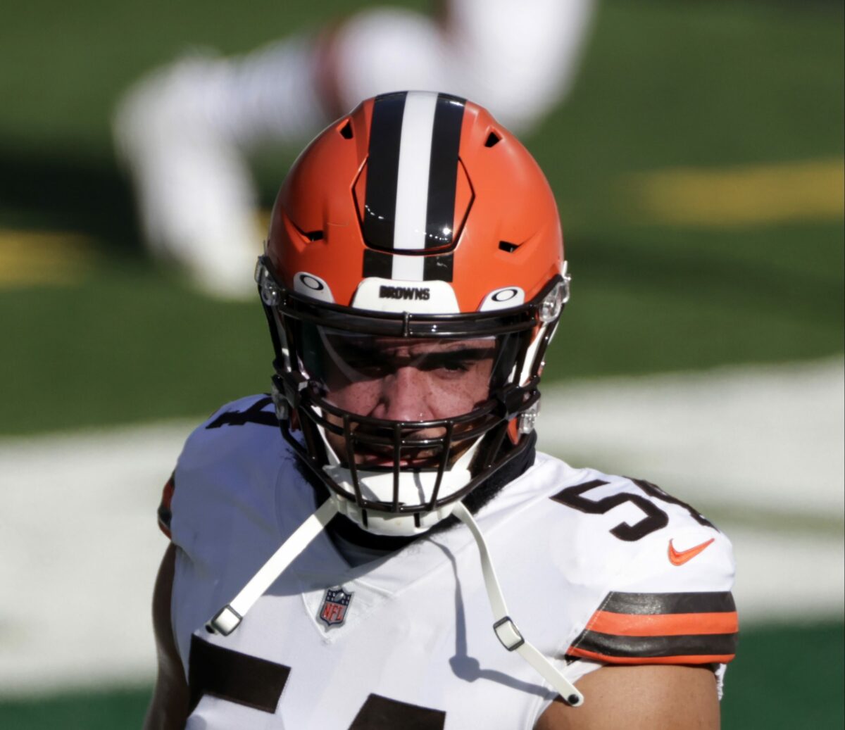 Olivier Vernon returning to NFL in 2022, could interest the Browns