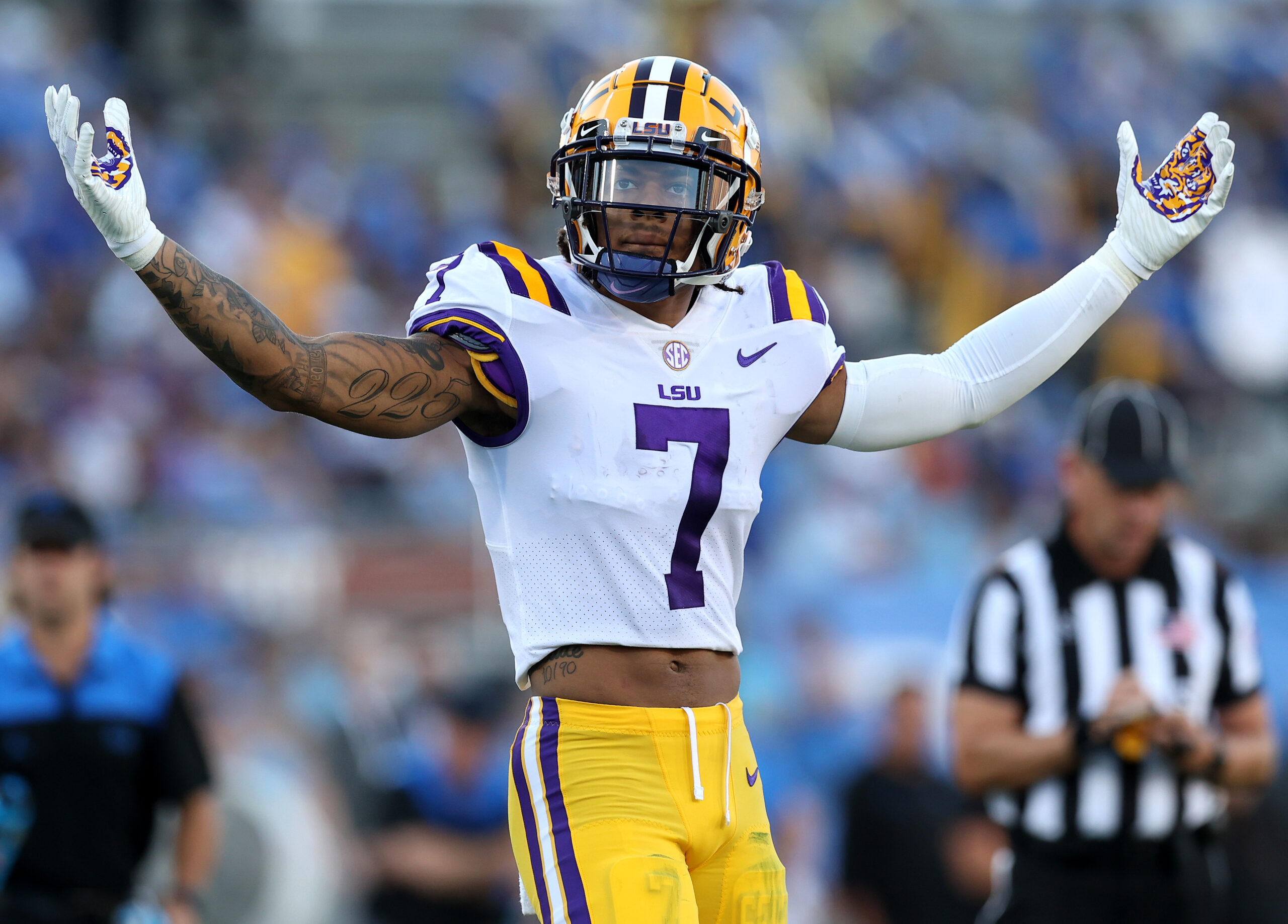 Eagles’ DB coach in attendance at LSU’s pro day to get an up-close look at CB Derek Stingley Jr.