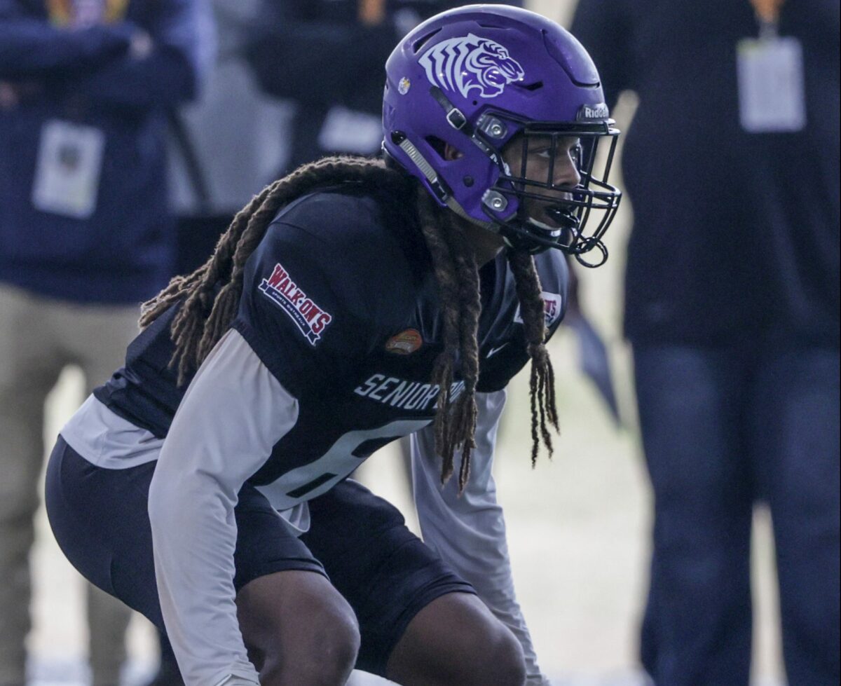 Chiefs to meet with Ouachita Baptist CB Gregory Junior