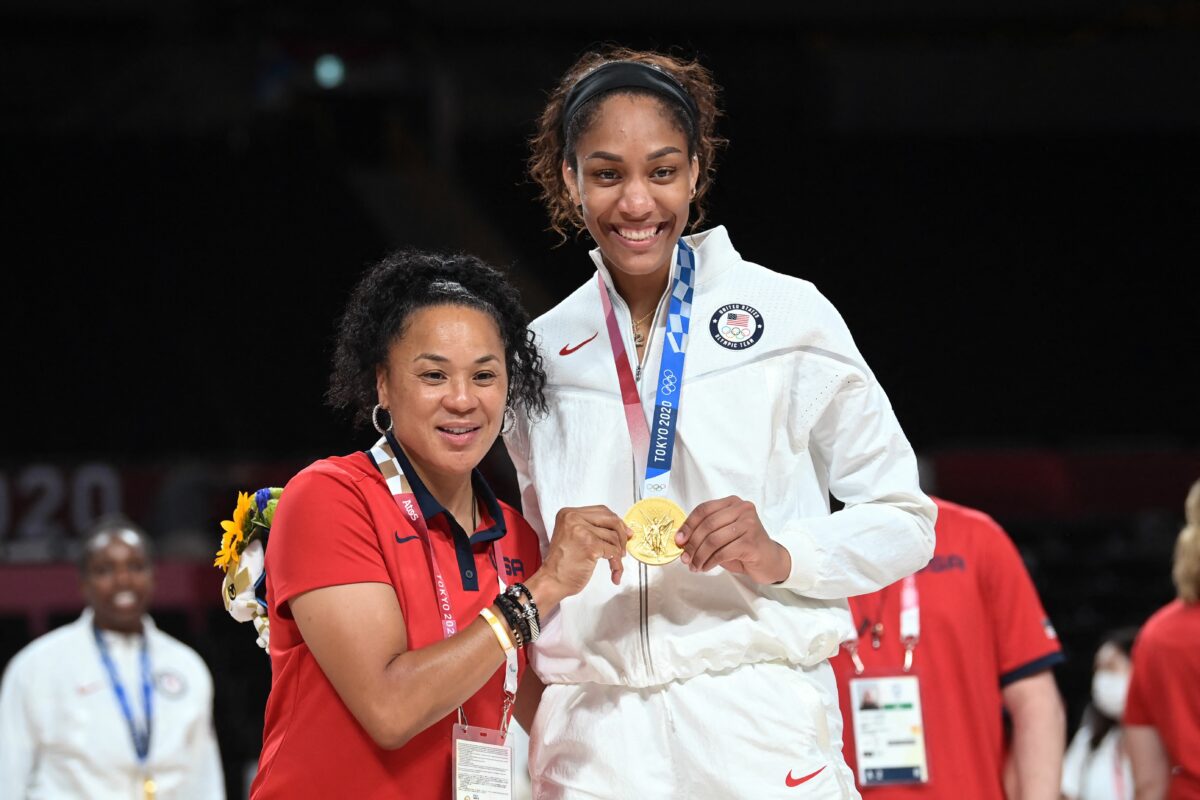 Dawn Staley had the best response to A’Ja Wilson saying she was ready to transfer from South Carolina