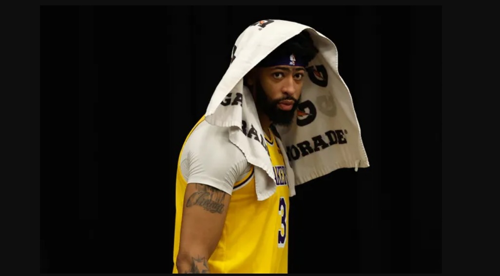 Los Lakers quedan eliminados de los play-in y los Pelicans trolean a Anthony Davis