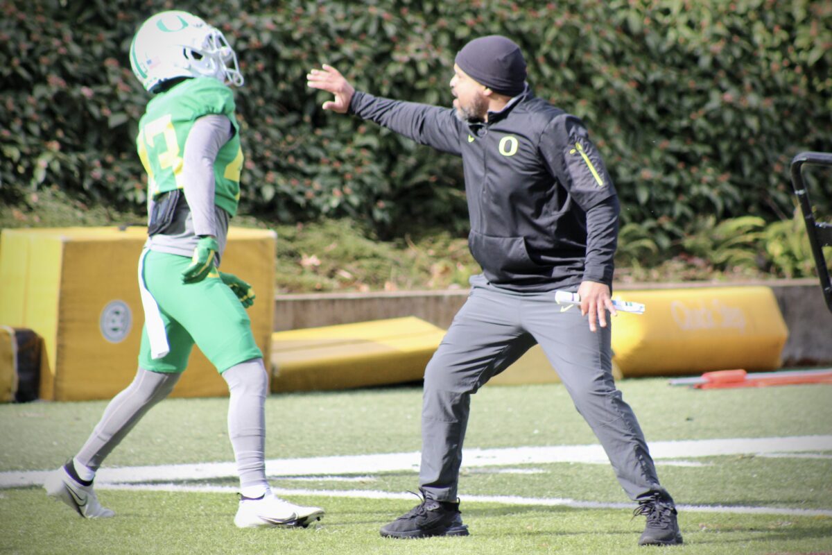 A Ph.D. in Defense: Coach Demetrice Martin describes working with Dan Lanning, Tosh Lupoi