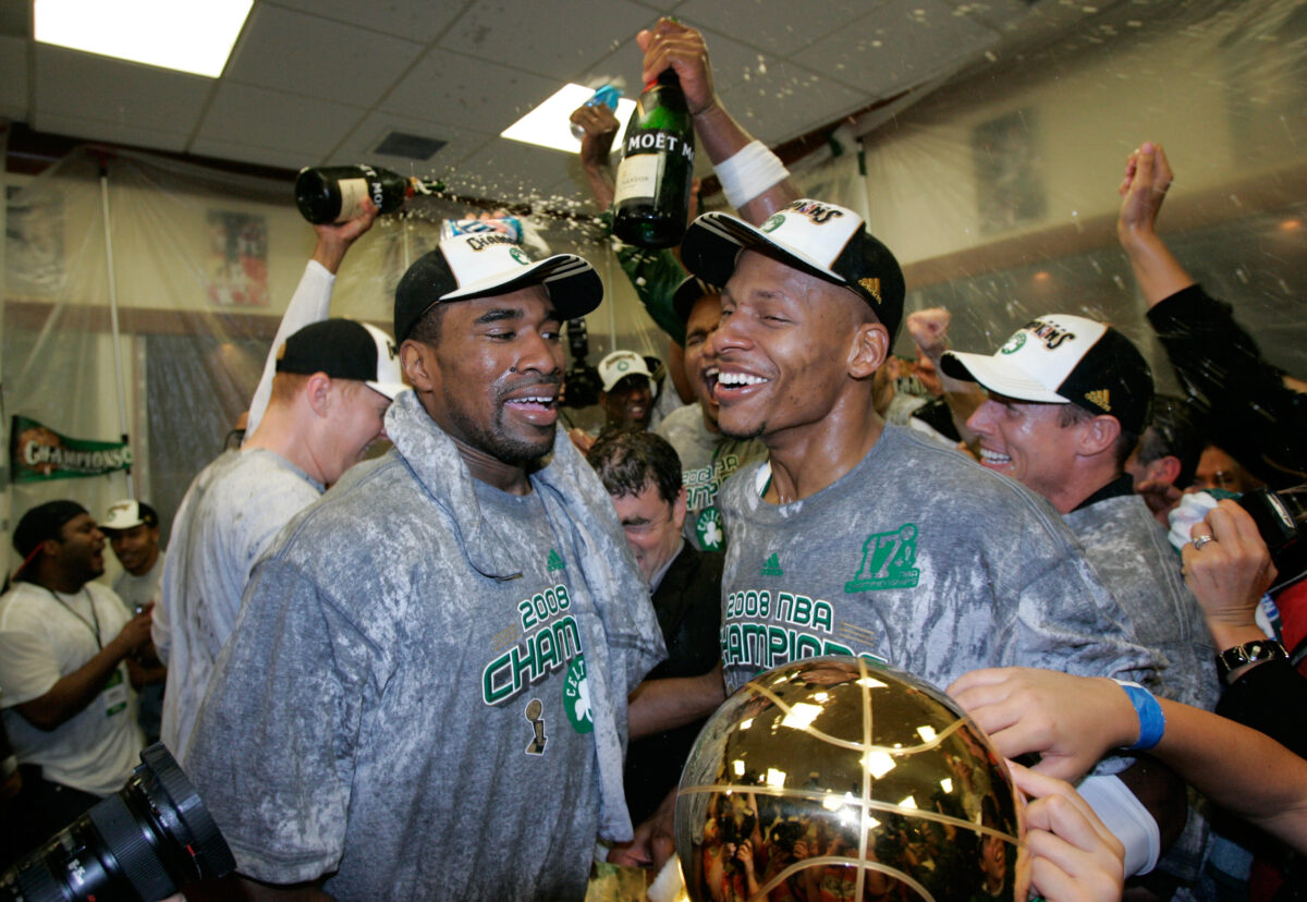 2008 Celtics champion Ray Allen tells the tale of the mysterious guest in Boston’s locker room after winning Banner 17