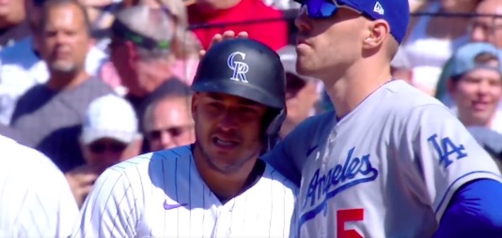 Freddie Freeman consoling a teary José Iglesias at first base was just the sweetest gesture