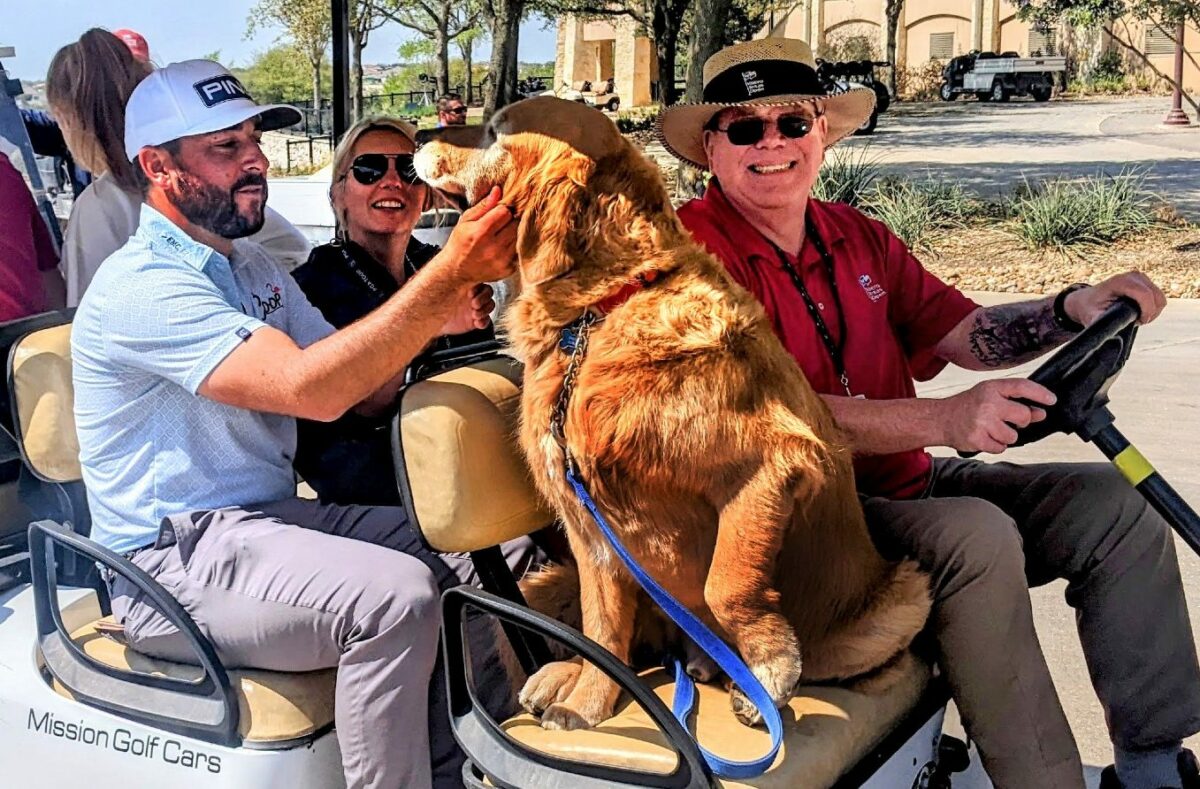 Had a bad day? This shuttle assistant at the Valero Texas Open will make everything better