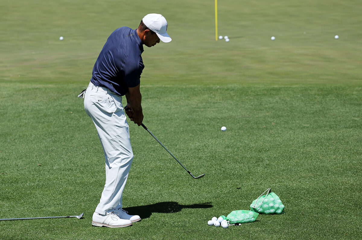 Masters: Tiger Woods not wearing Nike golf shoes at Augusta National