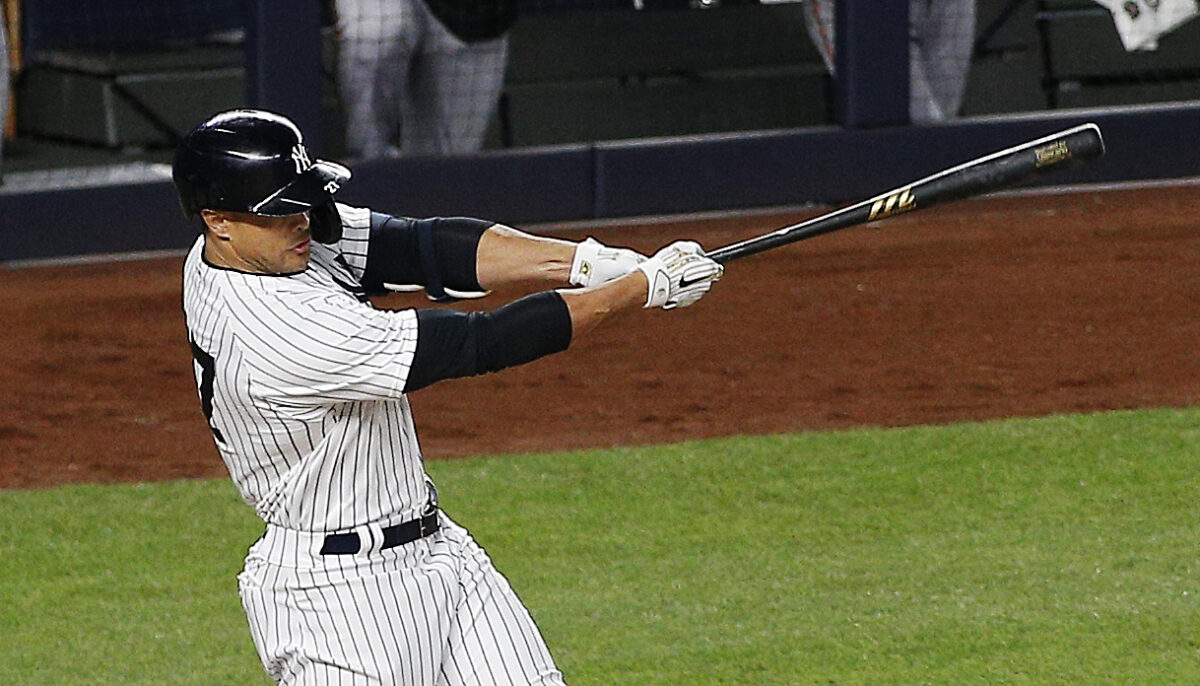 Yankees’ John Sterling hilariously botches home run call: ‘It’s gone! but caught.’