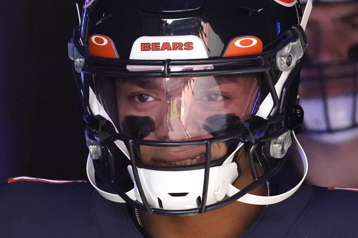 What history tells us about Bears QB Justin Fields’ ability to succeed with a new regime